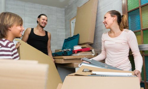 Short-term storage units in Downe for household belongings