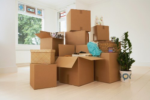 Careful packing and furniture protection for flat removals in Downe