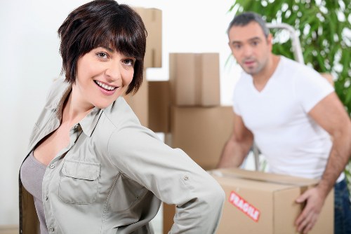 Manual handling training for safe item movement